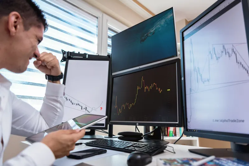 Drowning in Software: How Enterprise Tool Sprawl Is Quietly Killing Team Performance